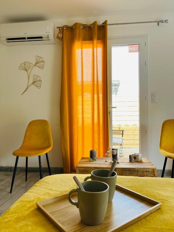 فندق Un Coin Tropical En Provence ! LʼIsle-sur-la-Sorgue المظهر الخارجي الصورة